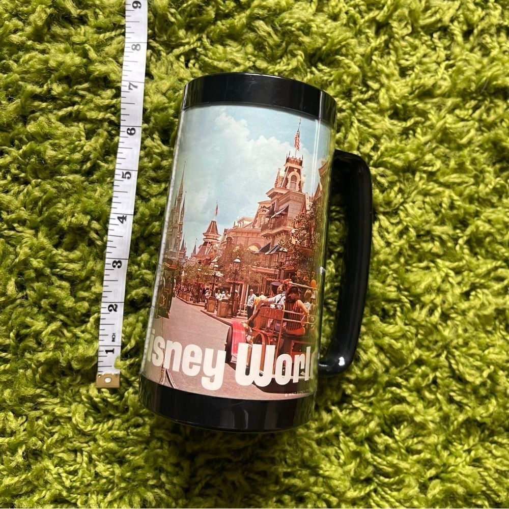 VINTAGE DISNEY MUG SET PLASTIC - Picture 4 of 6